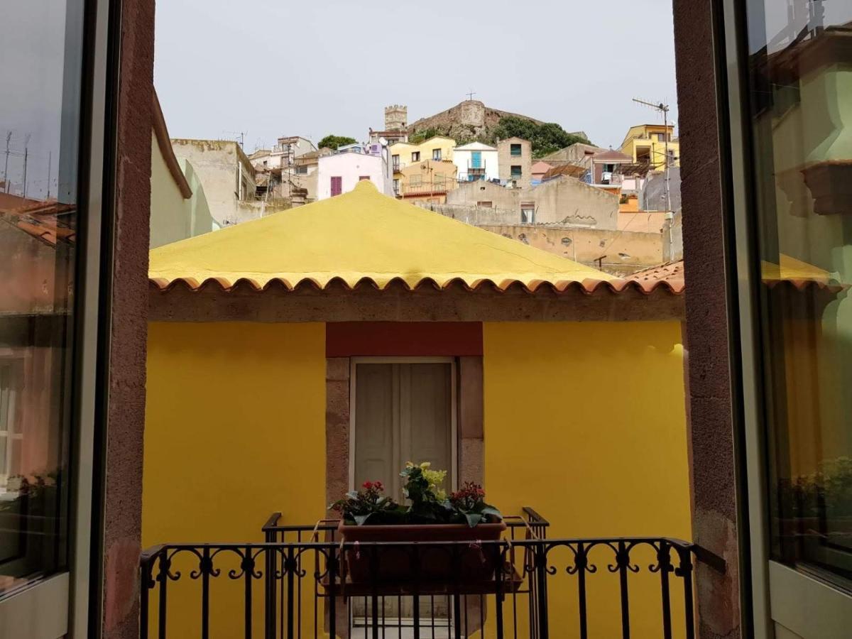 Appartamento Vacanze Le Rose Bosa Exterior foto