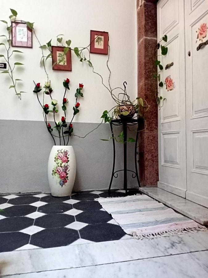 Appartamento Vacanze Le Rose Bosa Exterior foto